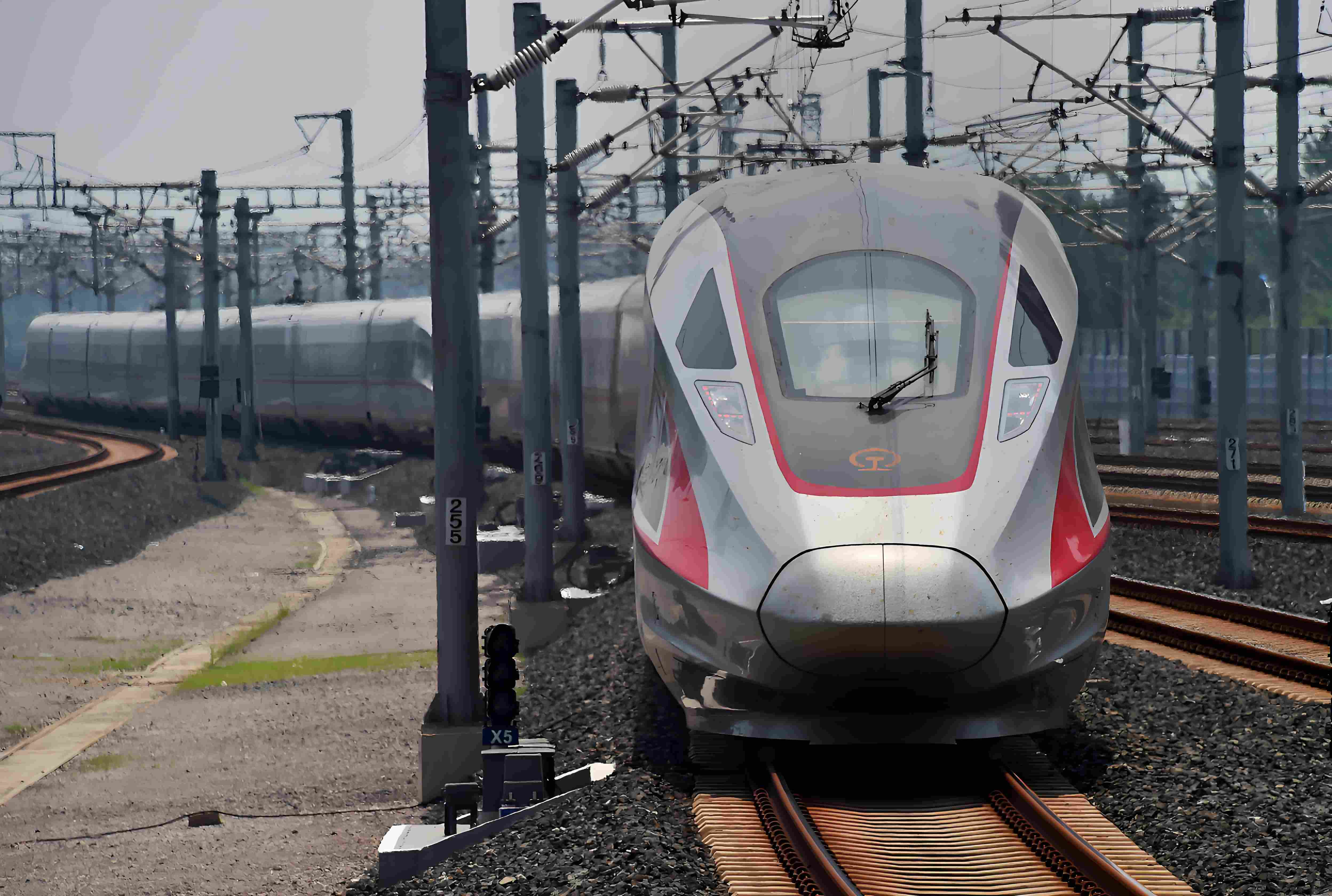  محول الطاقة الحالي في النقل بالسكك الحديدية